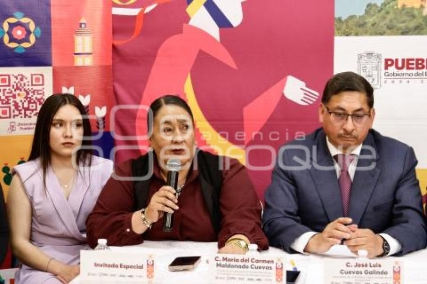 TURISMO . FERIA DEL TRANSPORTE